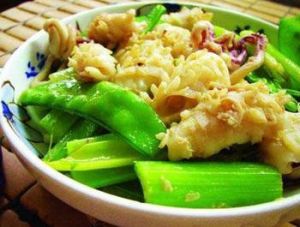 芹菜炒魷魚