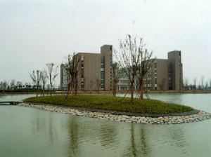 （圖）上海工程技術大學