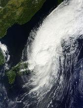第18號強熱帶風暴“萬宜”衛星雲圖