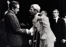 1973年尼克森總統接見麥凱恩三世