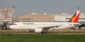 菲律賓航空的空中客車 A320-200 客機，攝於上海浦東機場