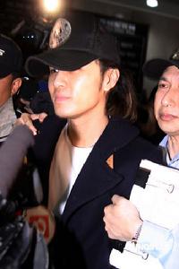 許紹洋2010年3月25日遭移送台北地檢署