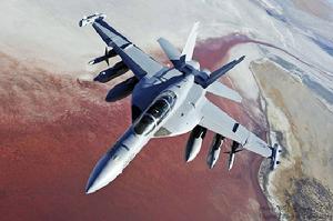 EA-18G“咆哮者”電子戰機