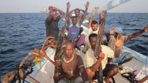索馬里海盜使用的AK-47步槍