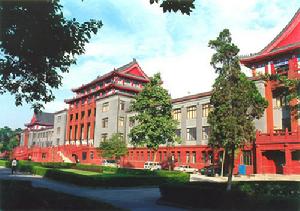 四川大學是教育部直屬全國重點大學