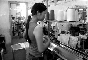 贛州市沙石針織公司的女工大都是從廣東回流的