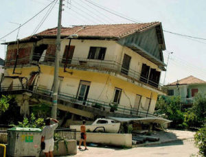 希臘地震