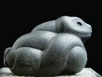 瑪雅響尾蛇雕像