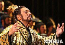 世界著名男高音多明戈 在歌劇中演秦始皇