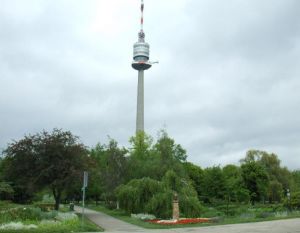 多瑙河塔