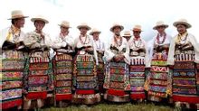 藏族民族服飾