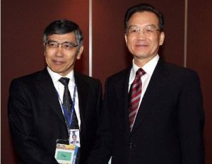 （圖）2007年溫家堡會見亞洲銀行行長