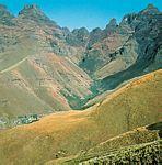 南非境內德拉肯斯山脈的一段