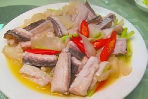 鹹菜炒鰻魚