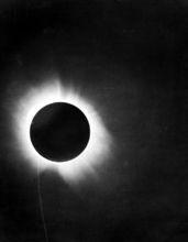 亞瑟·愛丁頓拍攝到的1919年5月29日日食