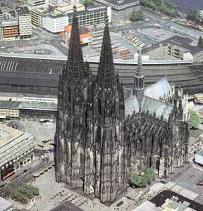 俯視角度看科隆大教堂