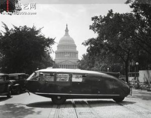 戴馬克松汽車，富勒設計，華盛頓國會大廈前，1934年7月20日