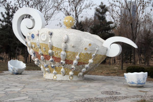 巨型茶壺雕塑