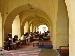 印度斯里蘭加帕塔那傑米亞瑪斯吉德清真寺的一所伊斯蘭學校，這所清真寺的歷史可追溯至十八世紀，蒂普蘇丹曾在此禮拜。