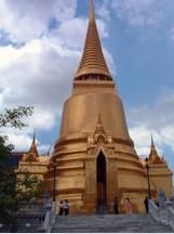 泰國玉佛寺的金色舍利佛塔