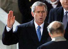 喬治·沃克·布希宣誓就任美利堅合眾國總統