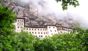 蘇美拉修道院