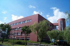 上海旅遊高等專科學校
