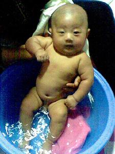 （圖）嬰兒洗澡要注意安全