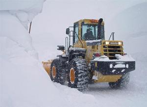 日本遭遇暴雪襲擊 積雪超5米掩埋部分房屋