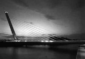 （圖）1992年塞維亞世博會建造的阿拉米羅大橋