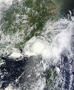 2013年第8號熱帶風暴“西馬侖”衛星雲圖