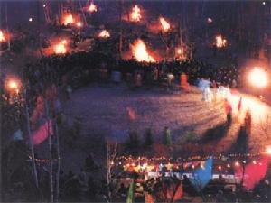 鄂倫春族·盛大的篝火節