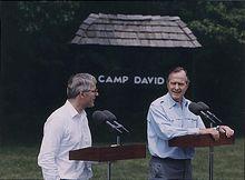 1992年與美國總統老布希在戴維營