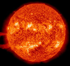 NASA太陽動力學天文台觀測到太陽巨大噴發