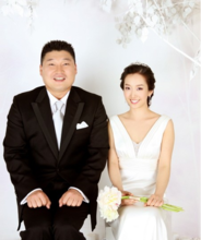 姜虎東與妻子結婚照