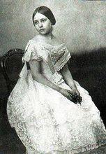 1855年身著正裝的長公主