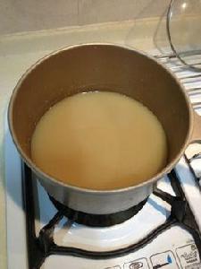 薑汁甜牛奶 薑汁甜牛奶