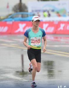 孫偉偉[中國馬拉松運動員]