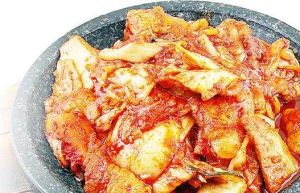 辣白菜汆牛肉 辣白菜汆牛肉