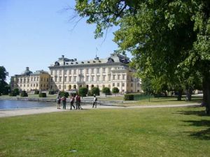 德洛特寧宮 德洛特寧宮