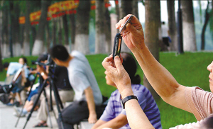 如今街拍很盛行