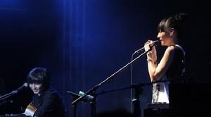 春曉攜個人首張專輯《愛。生靈》在北京舉行首發演唱會