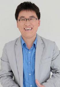 姜濤[《暴風資訊播報》的主持人]