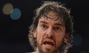 C·哈蒙德 C·哈蒙德