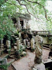 精巧奇秀三園林