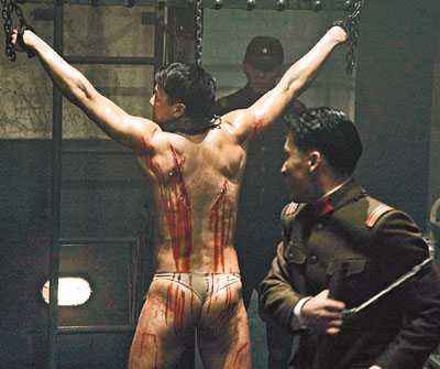 如果你在抗戰期間被日軍俘虜 面對日軍500多種酷刑是寧死不屈還是屈膝投降 如果你在抗戰期間被日軍俘虜 面對日軍500多種酷刑是寧死不屈還是屈膝投降