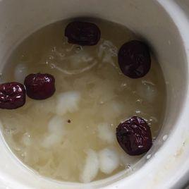 紅棗枸杞燉雪蛤 紅棗枸杞燉雪蛤