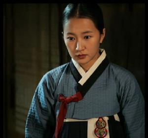 林正恩 《宮女》