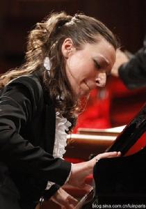 尤里亞娜·阿芙蒂耶娃 尤里亞娜·阿芙蒂耶娃