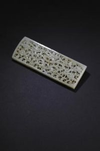 明白玉雲龍紋山子